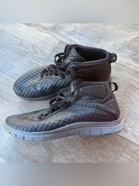 Nike Free Hypervenom Mid Top Sneakers Men Size 8.5 Black Athletic Comfort Shoes